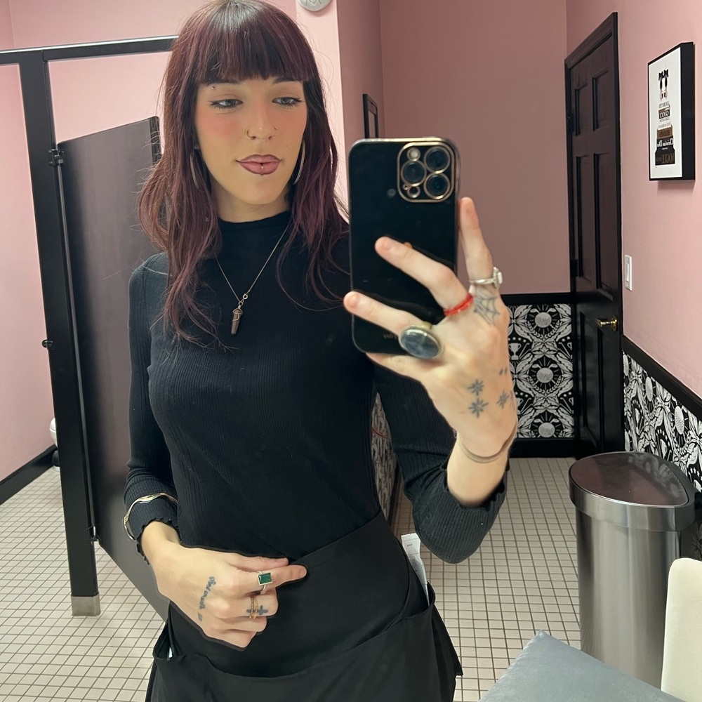 Meet your Posher, Alyssa